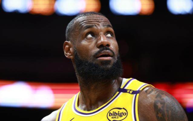 开云电子-当詹姆斯佛系释怀 湖人已无人愿为当下赌上一切