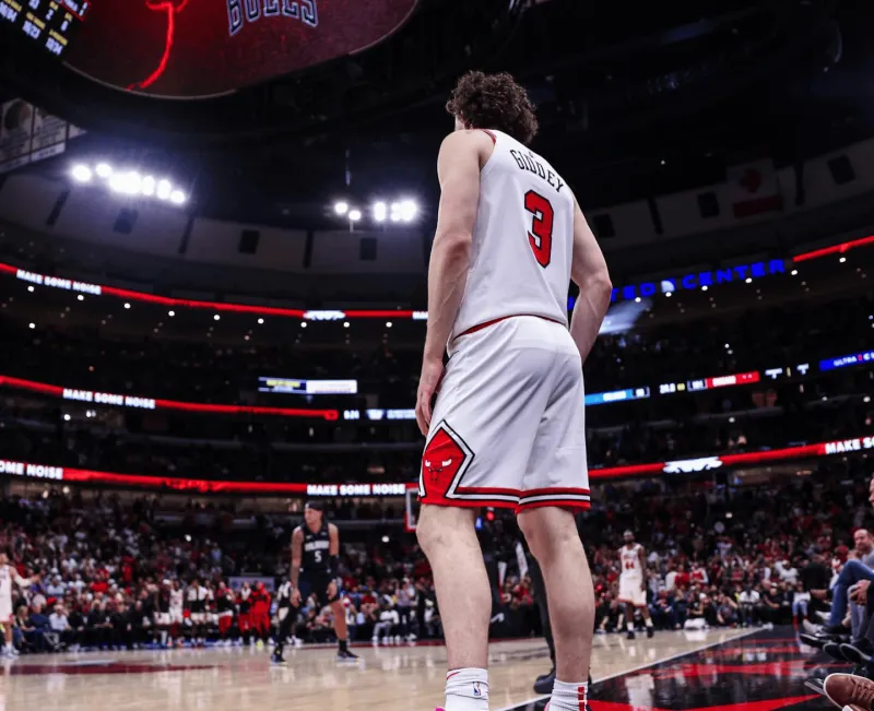 开云电子-4年1亿续约！吉迪晒出公牛赛场照，并艾特公牛官方“”