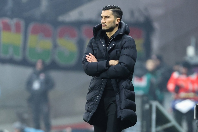 开云官方网站-伊斯坦布尔俱乐部与沙欣展开执教谈判