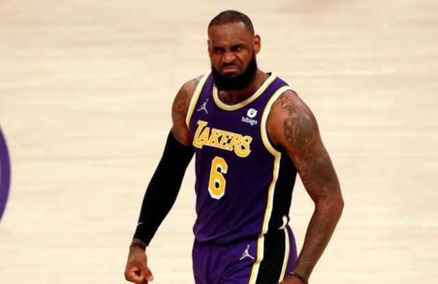 开云电子-詹姆斯湖人开始拉扯？东部某GM：他想让佩林卡出局